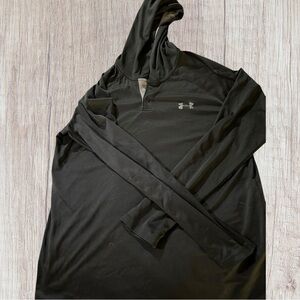 Black Medium Under Armour Hoodie